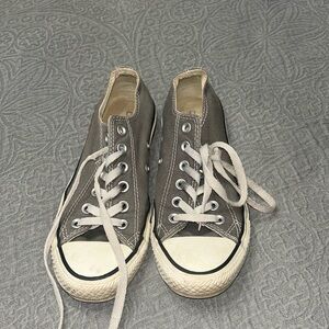 Grey converse